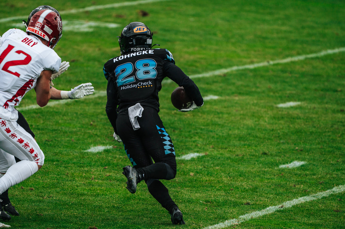 Gameworn Jersey #28 Köhnke