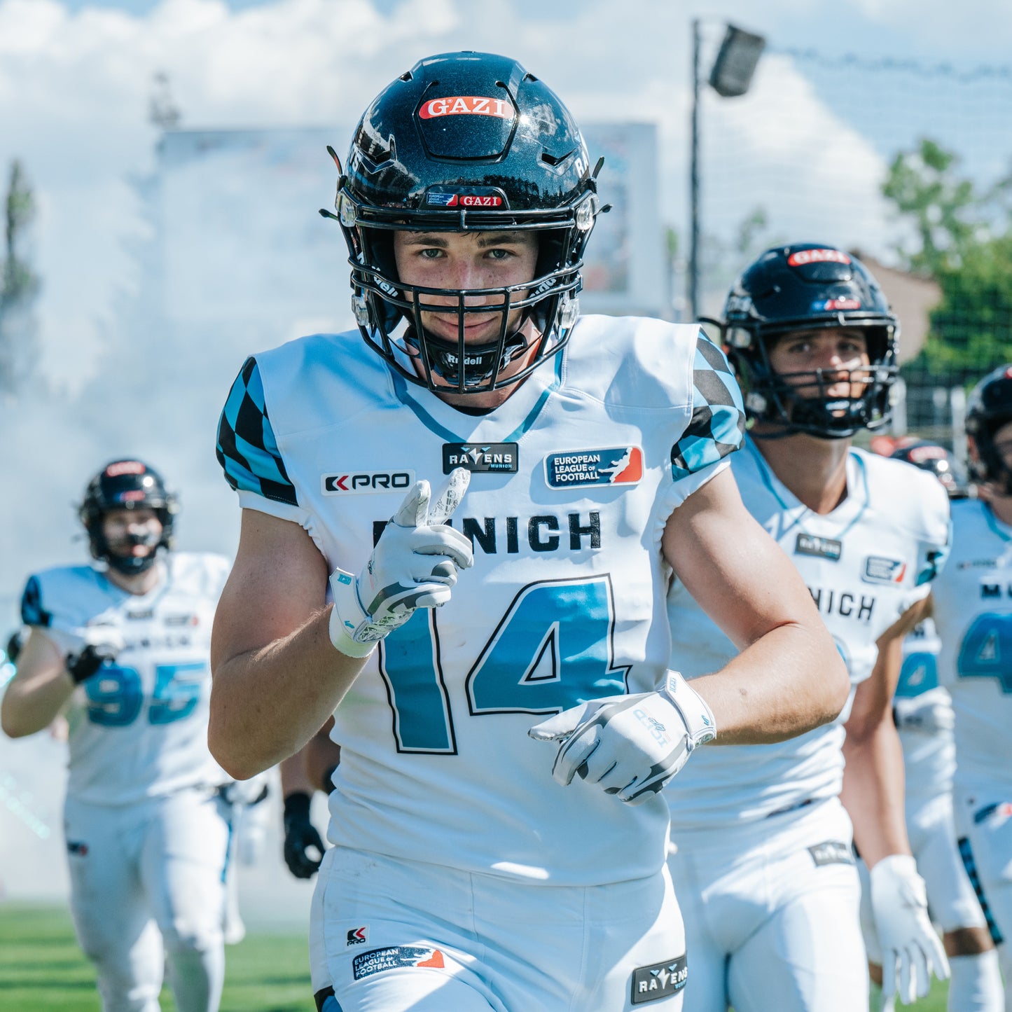 Gameworn Jersey #14 Sanders