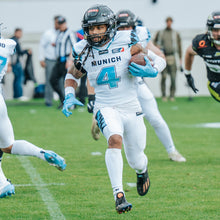 Gameworn Jersey #04 Coleman