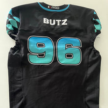 Gameworn Jersey #96 Butz